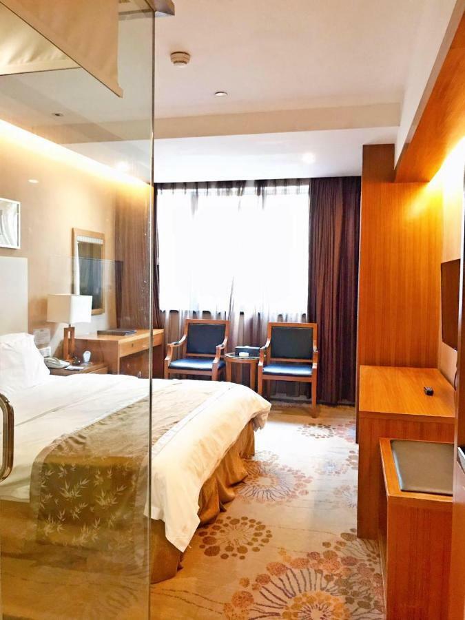 Shenzhen Luohu Railway Station Hotel - Commercial Building ภายนอก รูปภาพ