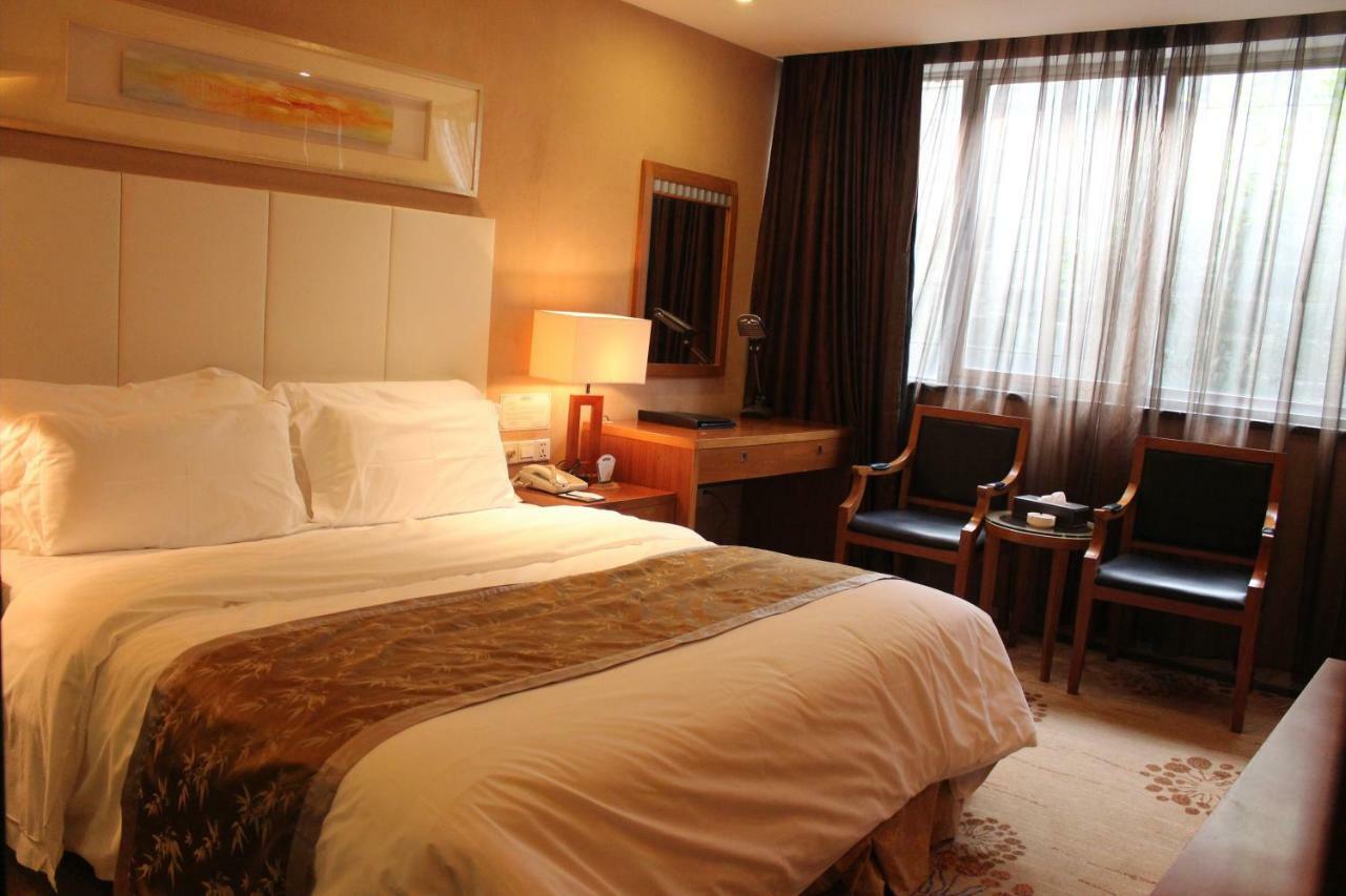 Shenzhen Luohu Railway Station Hotel - Commercial Building ภายนอก รูปภาพ